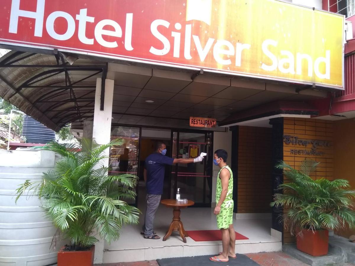 Hotel Silver Sand Thiruvananthapuram Bagian luar foto