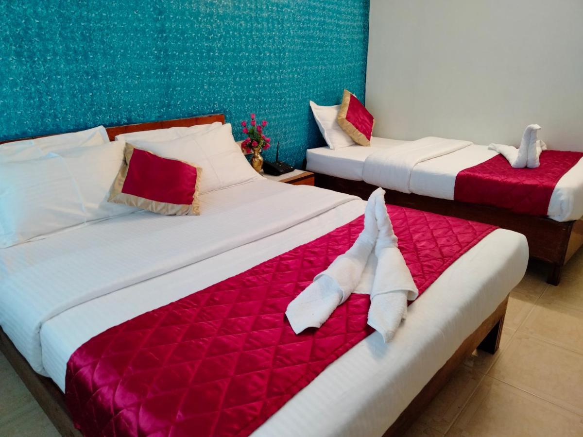 Hotel Silver Sand Thiruvananthapuram Bagian luar foto