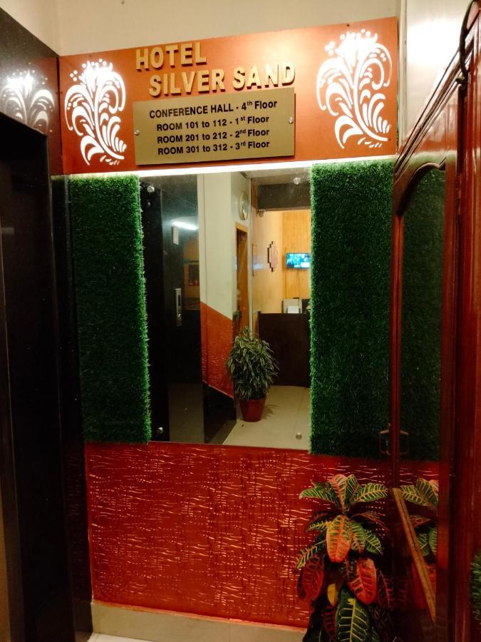 Hotel Silver Sand Thiruvananthapuram Bagian luar foto