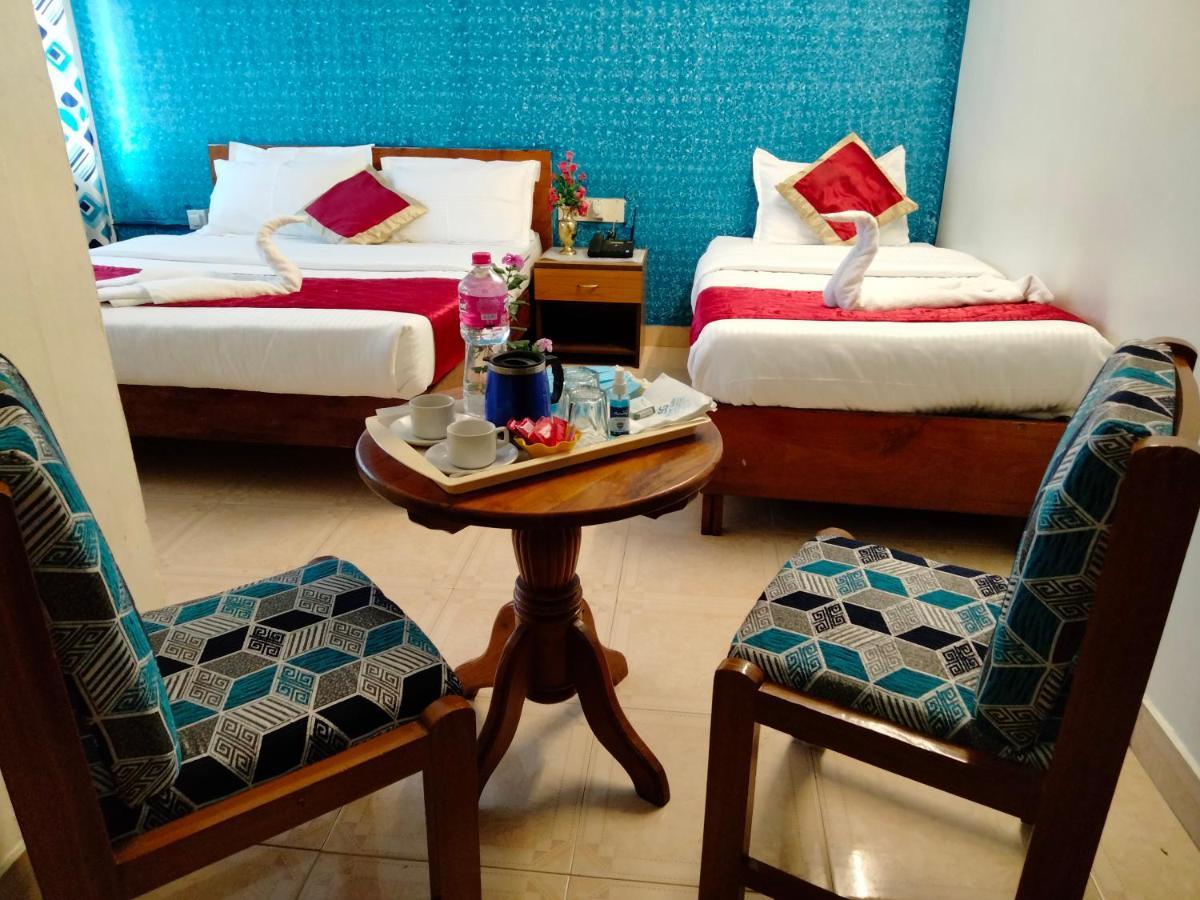 Hotel Silver Sand Thiruvananthapuram Bagian luar foto