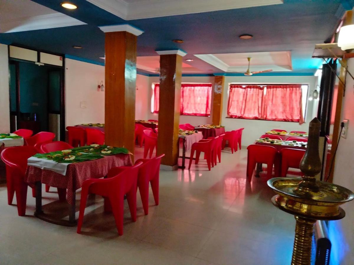 Hotel Silver Sand Thiruvananthapuram Bagian luar foto