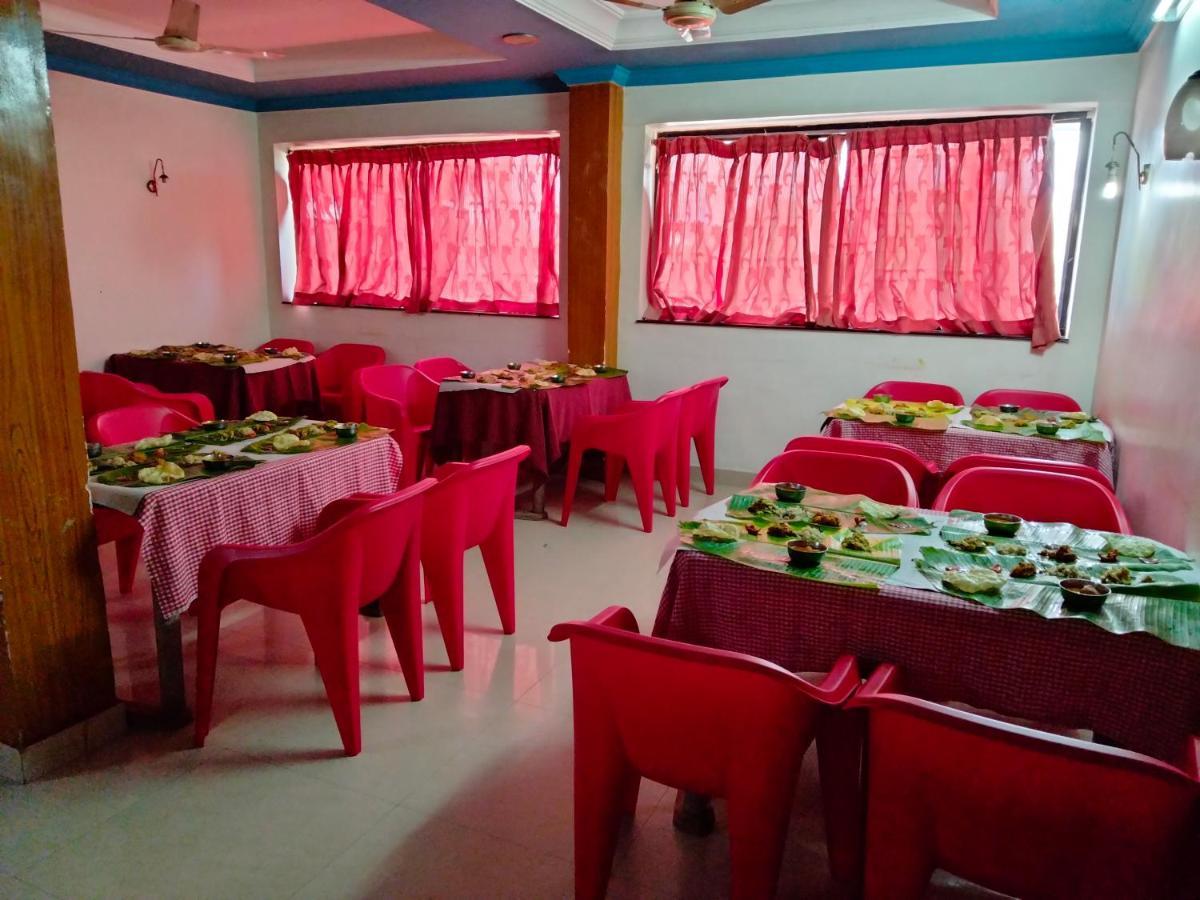 Hotel Silver Sand Thiruvananthapuram Bagian luar foto