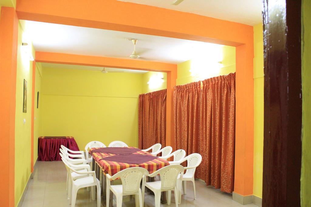 Hotel Silver Sand Thiruvananthapuram Bagian luar foto