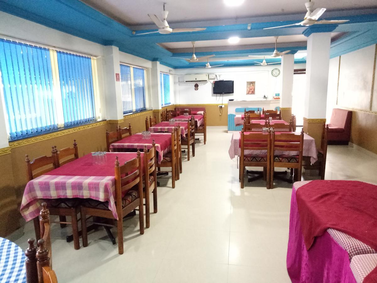 Hotel Silver Sand Thiruvananthapuram Bagian luar foto